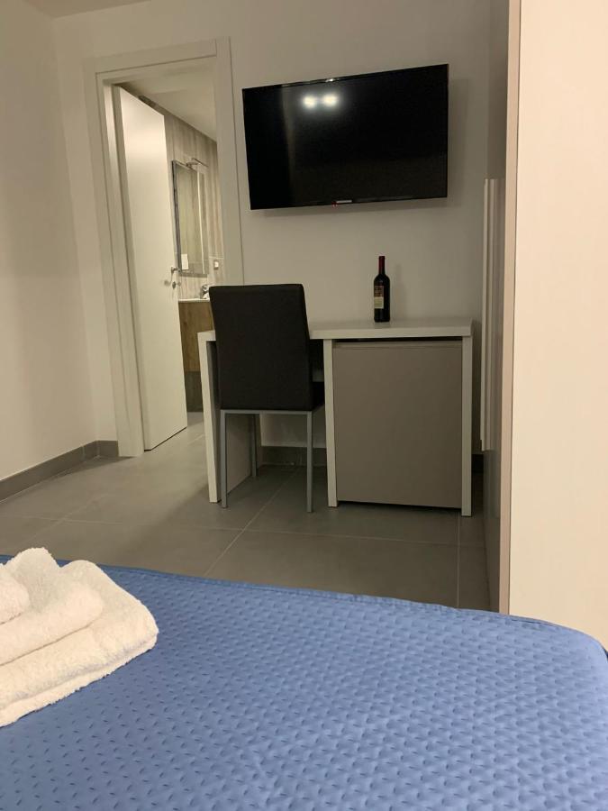 3 Rooms Chiaia Naples Extérieur photo