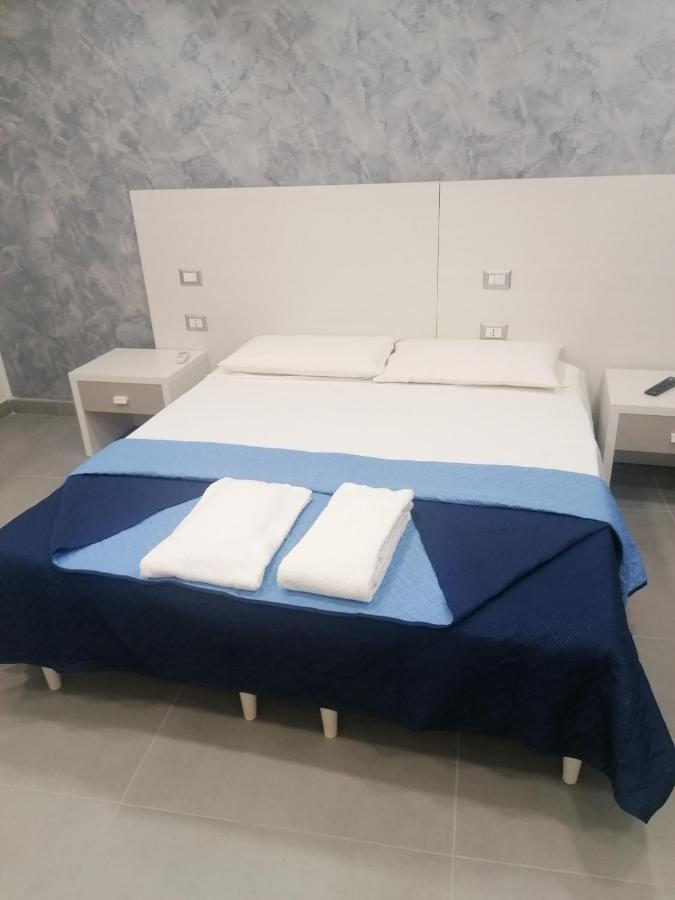 3 Rooms Chiaia Naples Extérieur photo